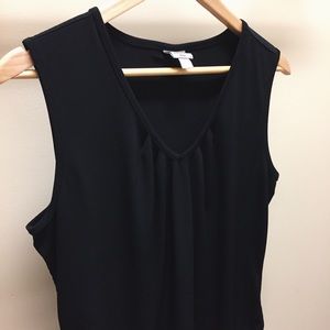 Black V Neck Pleated Tank